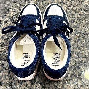 BRAND NEW CORKYS LEGENDARY RHINESTONE SNEAKERS IN SIZE 8